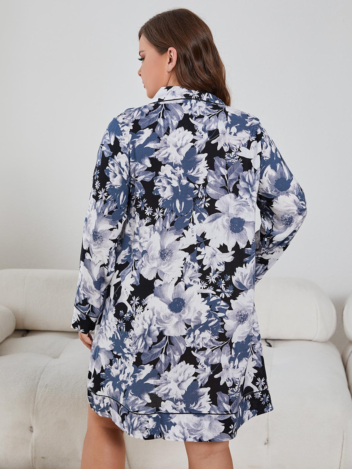 Plus Size Floral Lapel Collar Long Sleeve Night Dress - Multi - View 2