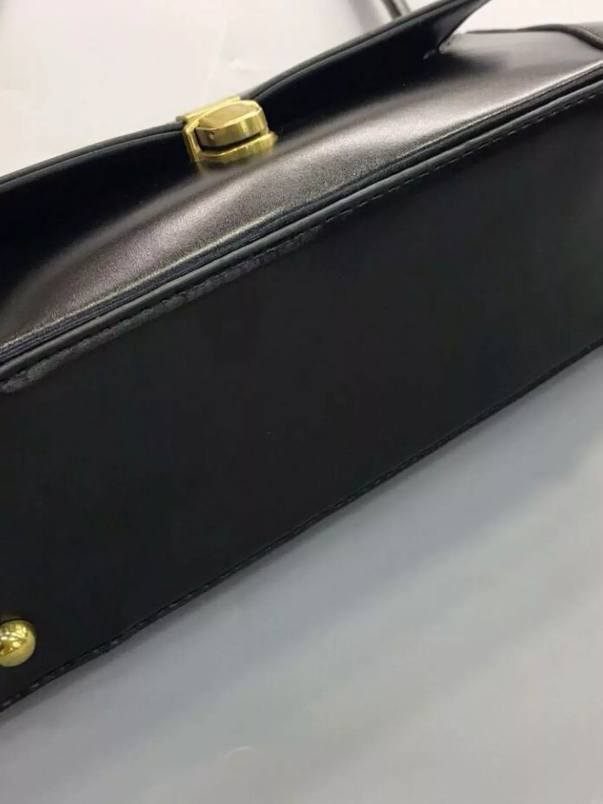 Leather Shoulder Bag with Golden Clasp - Black - View 4