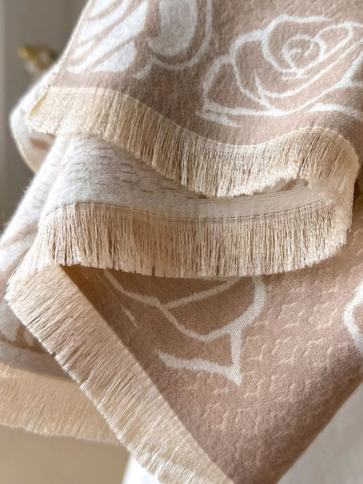 Rose Pattern Warm Scarf - Khaki - View 10