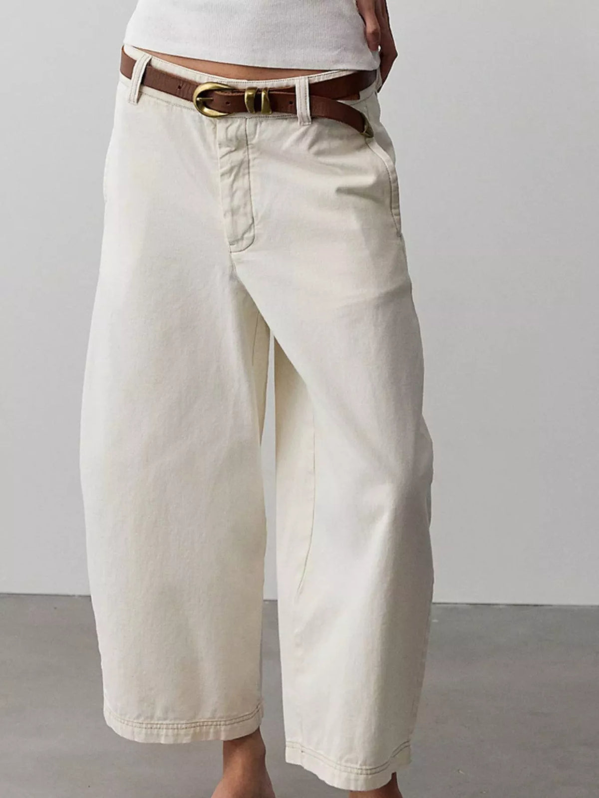 Wide-Leg Cropped Jeans - White - View 1