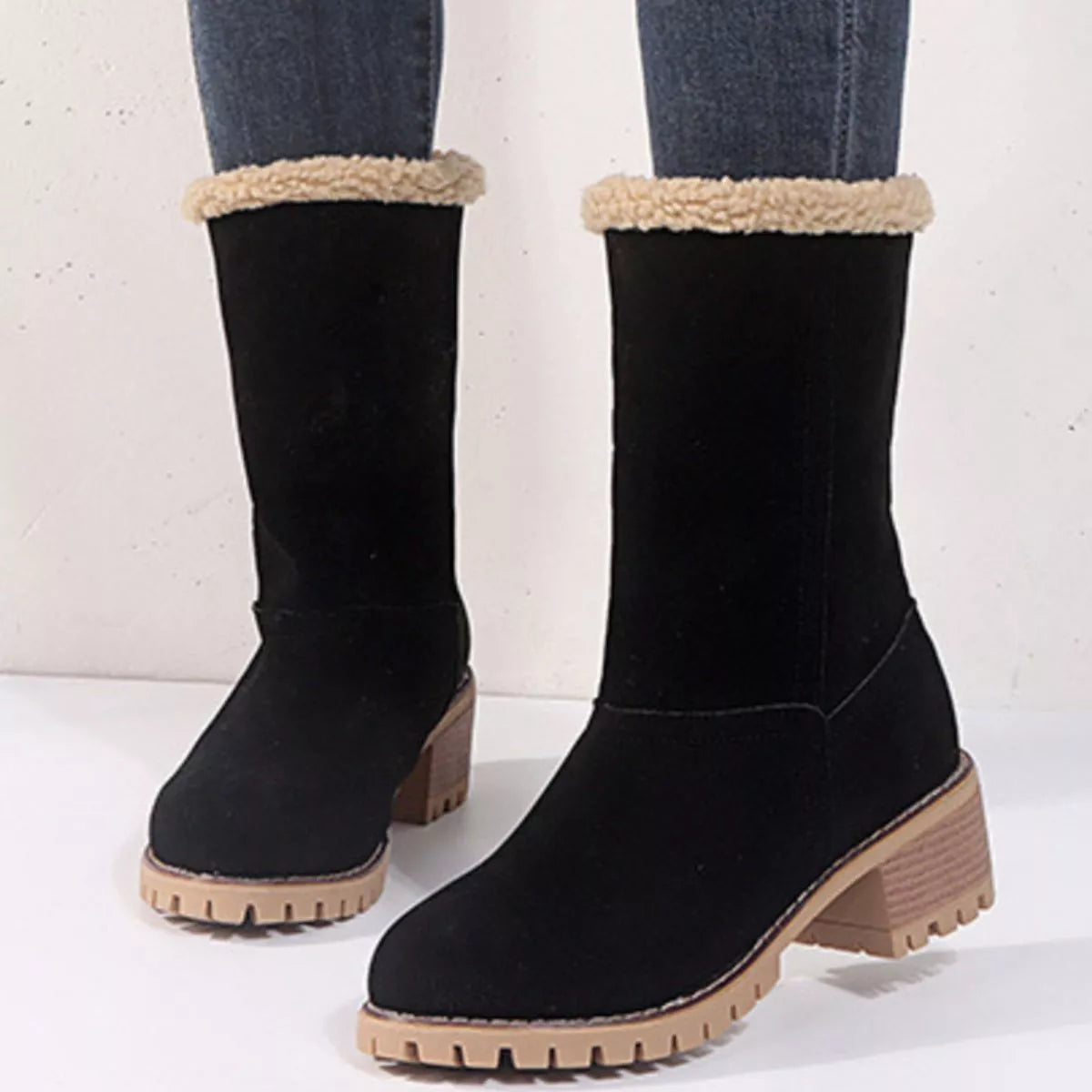 Round Toe Block Heels Boots - Black - View 5