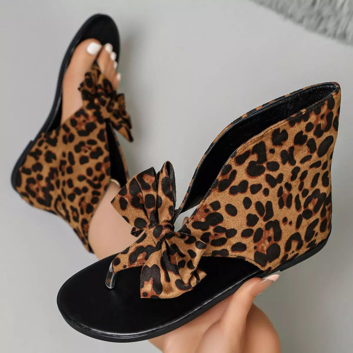 Bow Toe Post Flats Sandals - 棕豹纹 - View 2