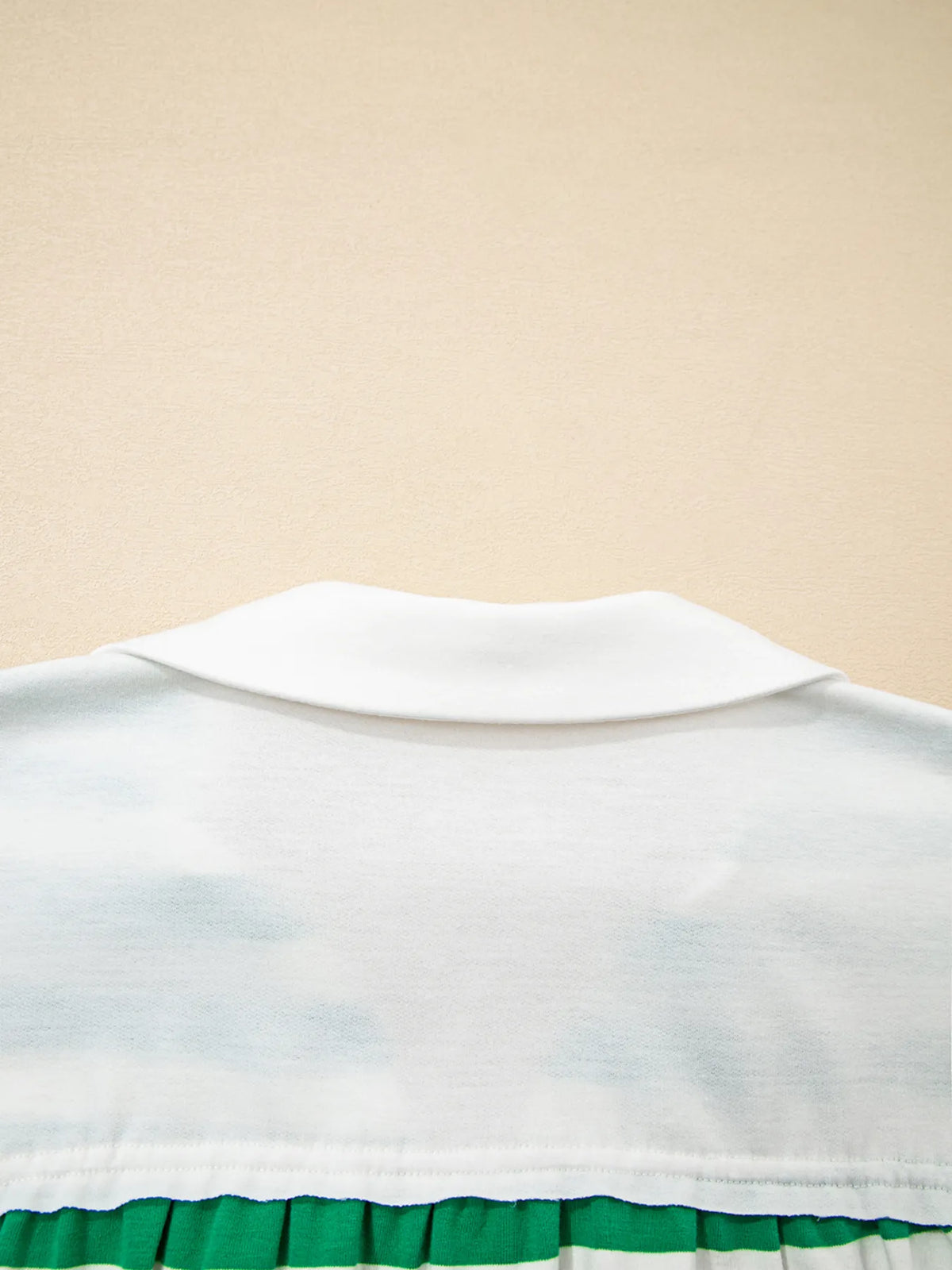 Stripe Colorblock Collared V Neck Cropped Top - Green - View 7