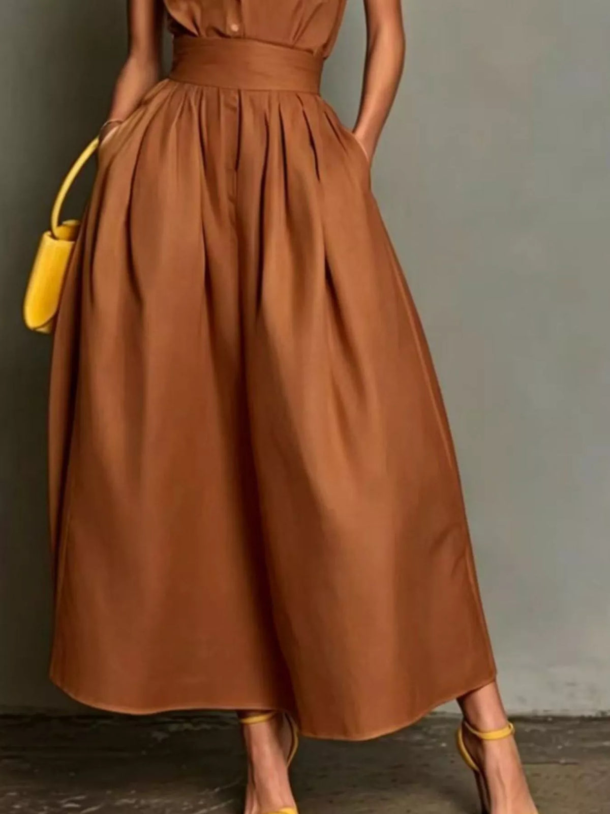 Sleeveless Collared A-Line Midi Dress - Caramel - View 3