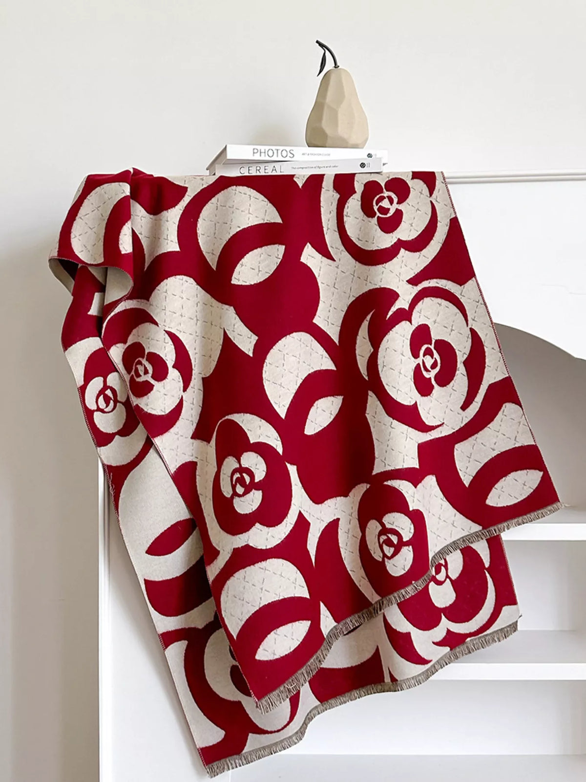 Floral Patterned Warm Scarf - Red - View 2