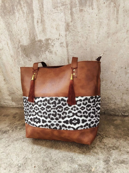 Tassel Leopard Tote Bag - Caramel - View 2