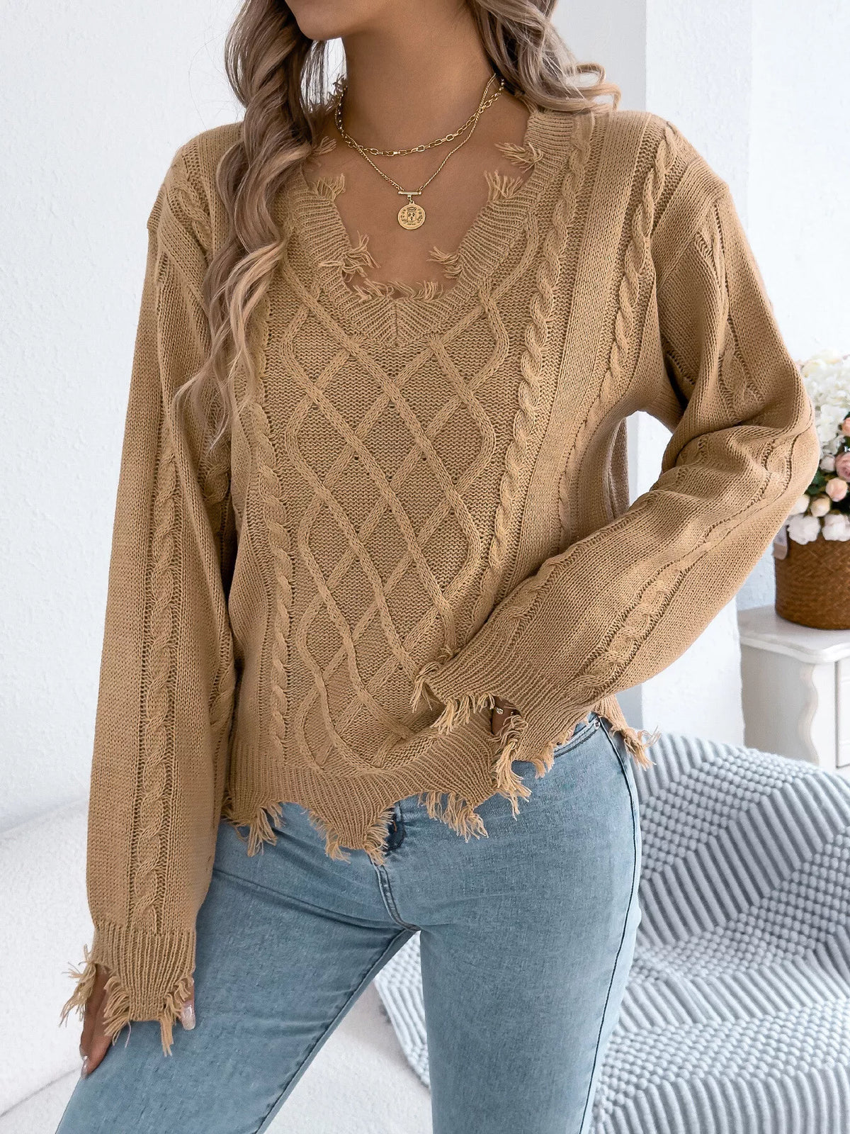 V-Neck Distressed Hem Cable Knit Sweater - Camel - View 6