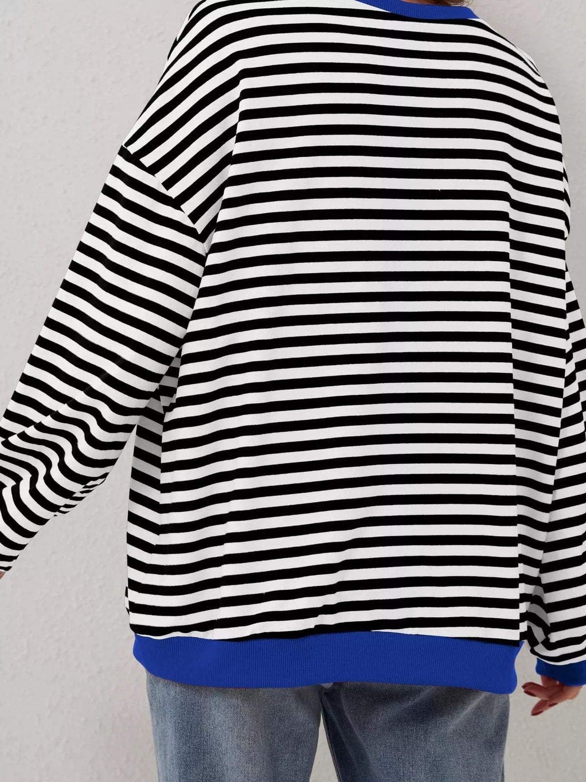 Striped Contrast Trim Oversized Sweatshirt - Black - View 2