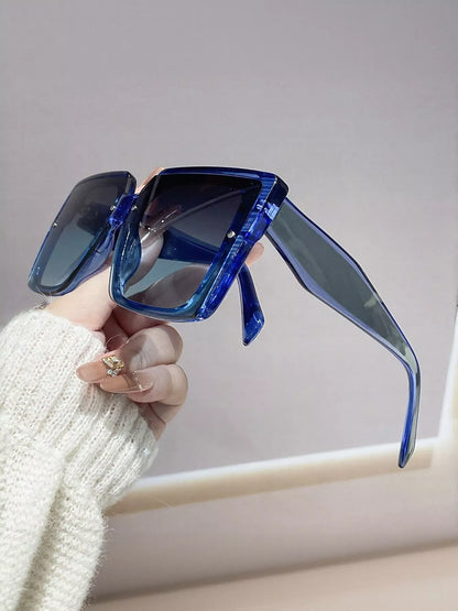 Oversized Gradient Square Sunglasses - Blue - View 3