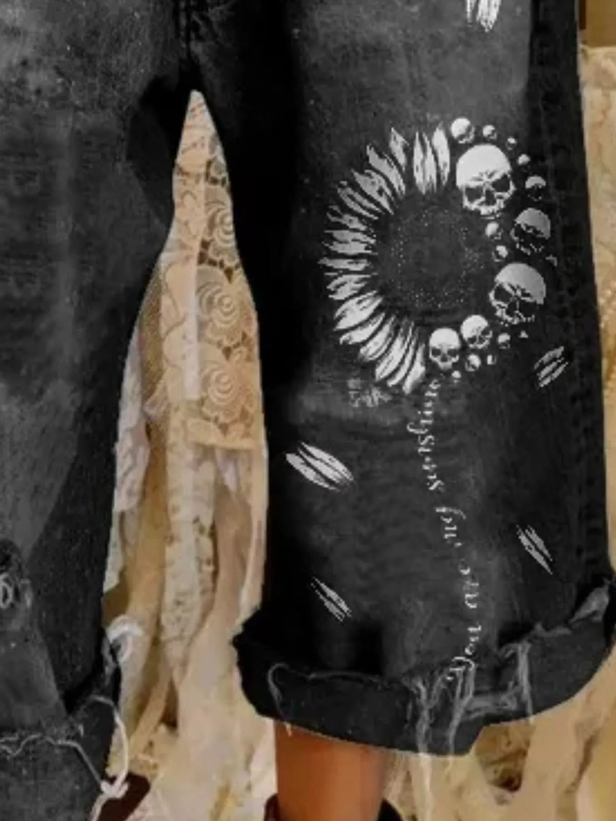 Full Size Distressed Skull Print Jeans Plus Size - Black - View 2