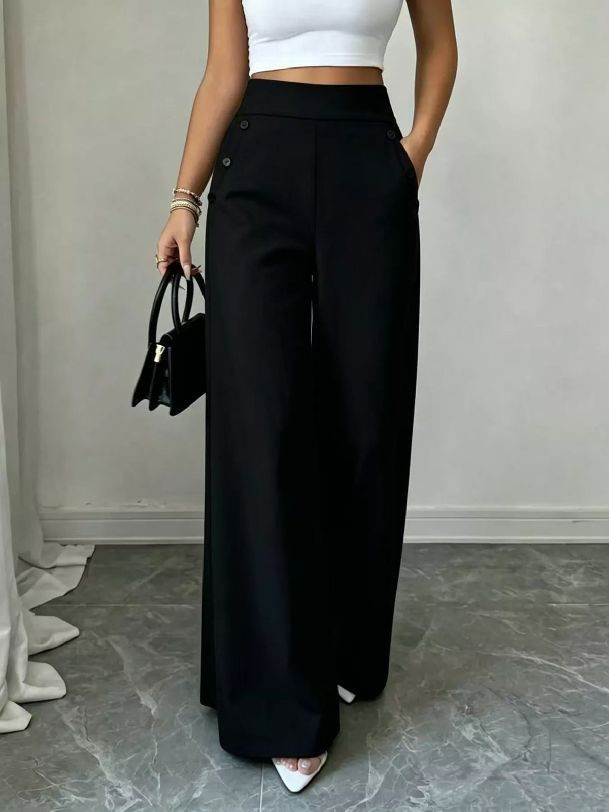 High-Waisted Wide-Leg Pants - Black - View 5