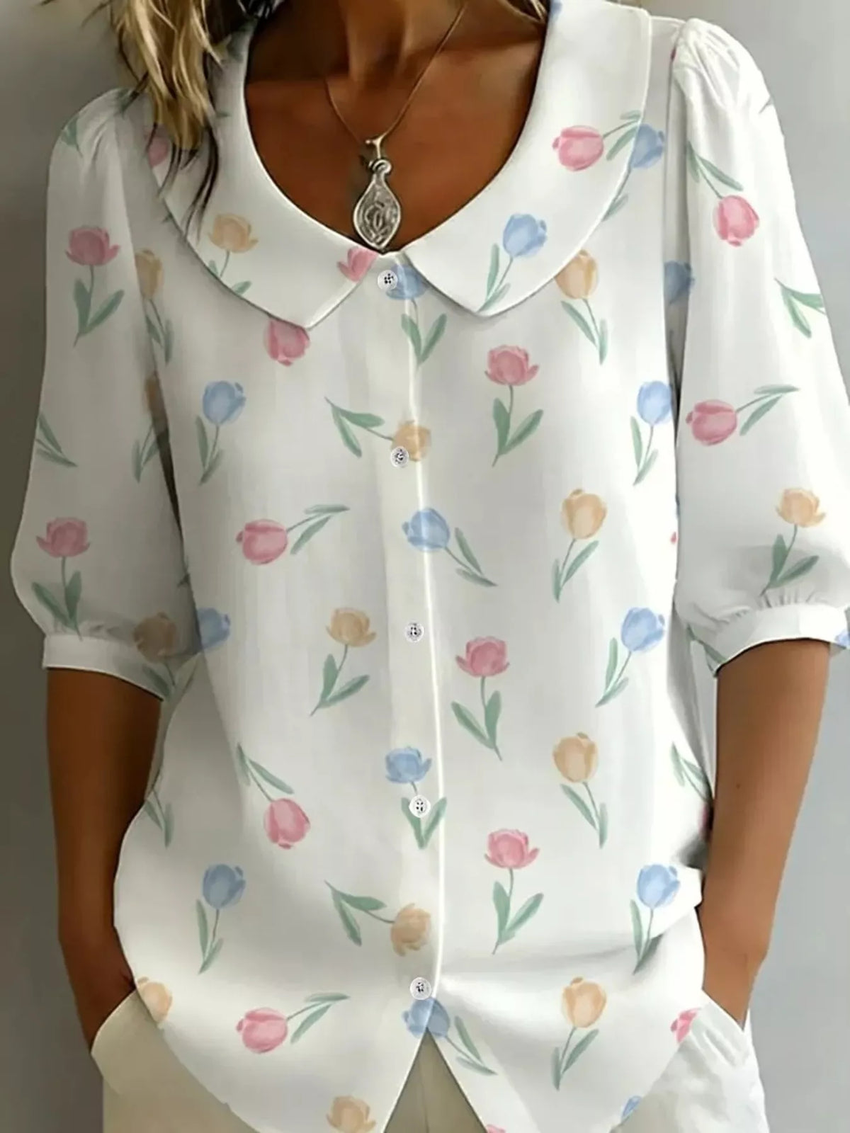 Daisy Print Peter Pan Collar Button-Down Shirt - White - View 1