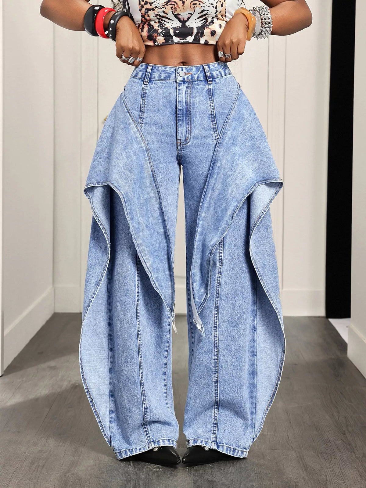 High-Waisted Ruffled Wide-Leg Jeans - Blue - View 1
