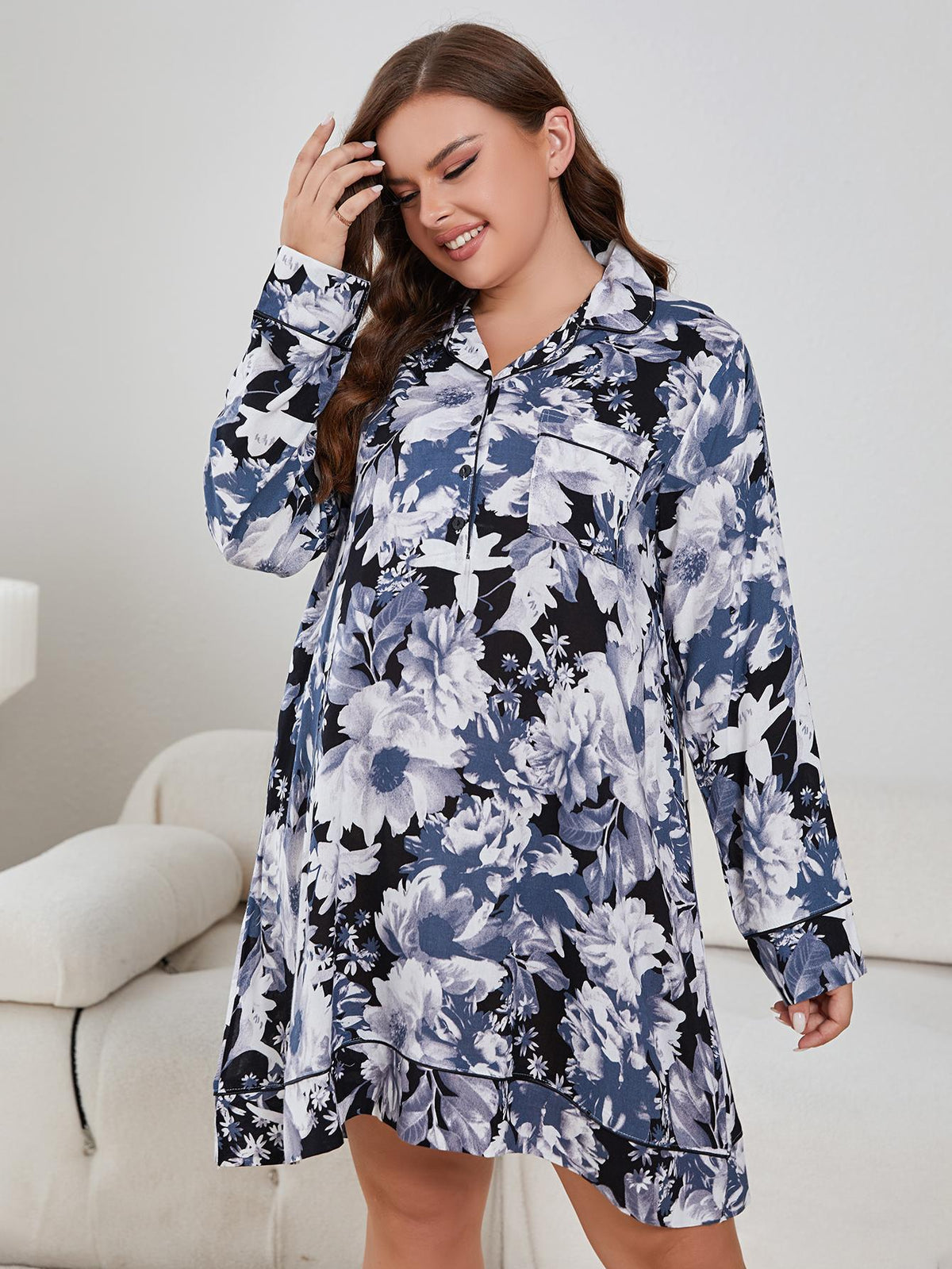 Plus Size Floral Lapel Collar Long Sleeve Night Dress - Multi - View 4