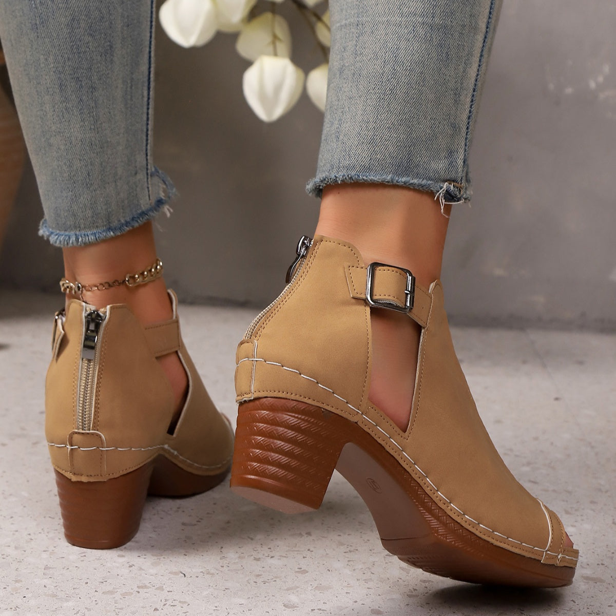 Open Toe Block Heels Sandals - Khaki - View 14