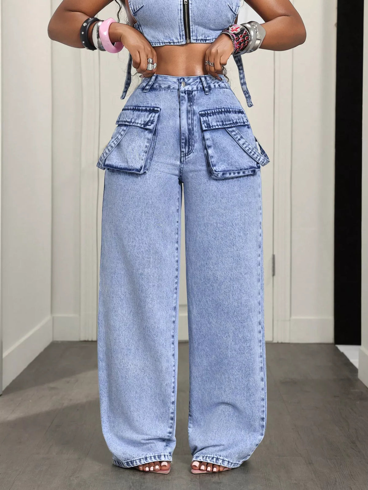 High-Waisted Wide-Leg Cargo Jeans - Blue - View 2
