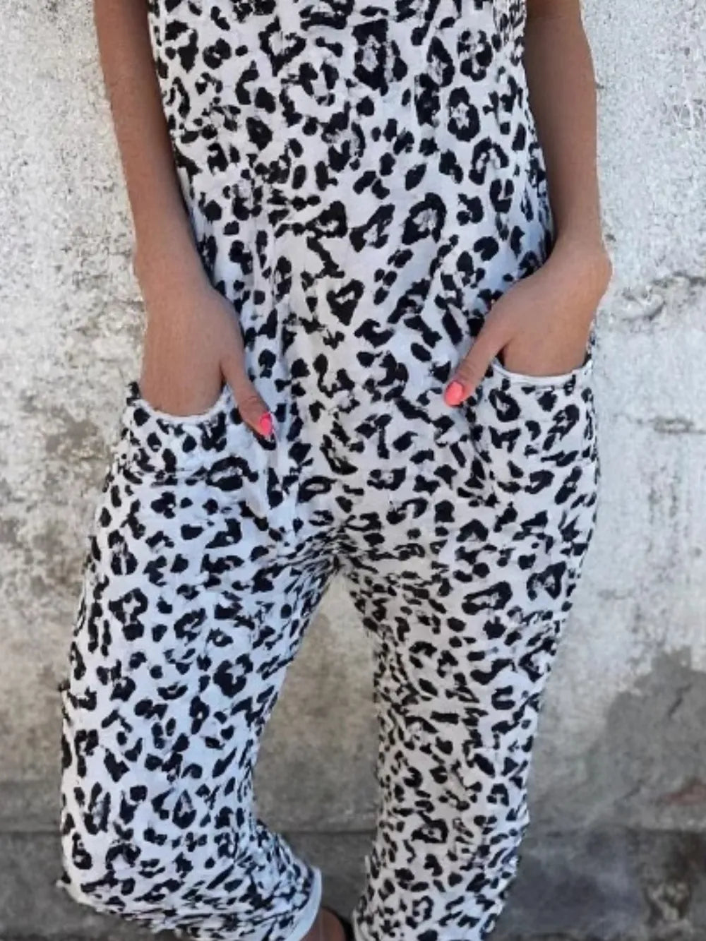 Leopard Sleeveless Jumpsuit with Pockets - White - View 4