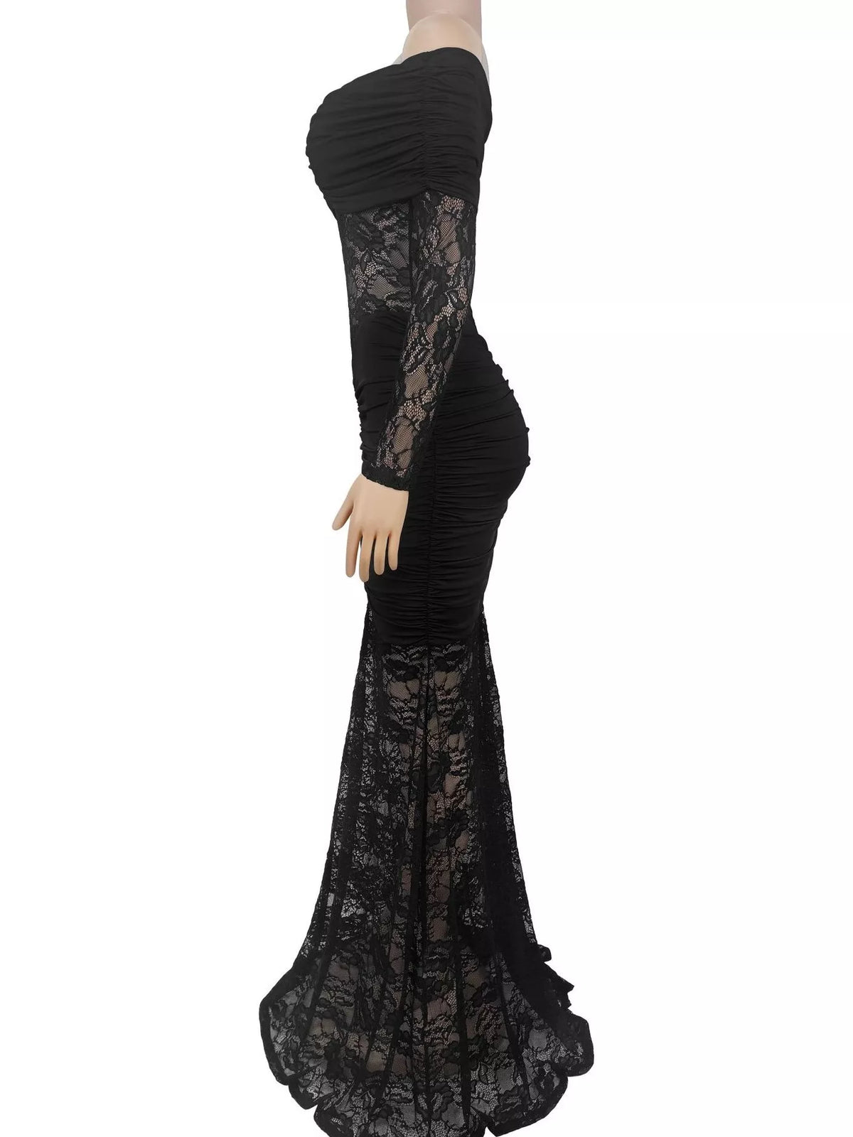 Off-Shoulder Ruched Lace Mermaid Maxi Dress - Black - View 4