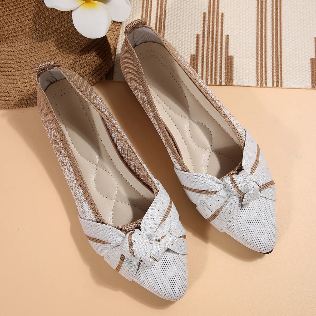 Contrast Point Toe Flats Slip-Ons - White - View 5