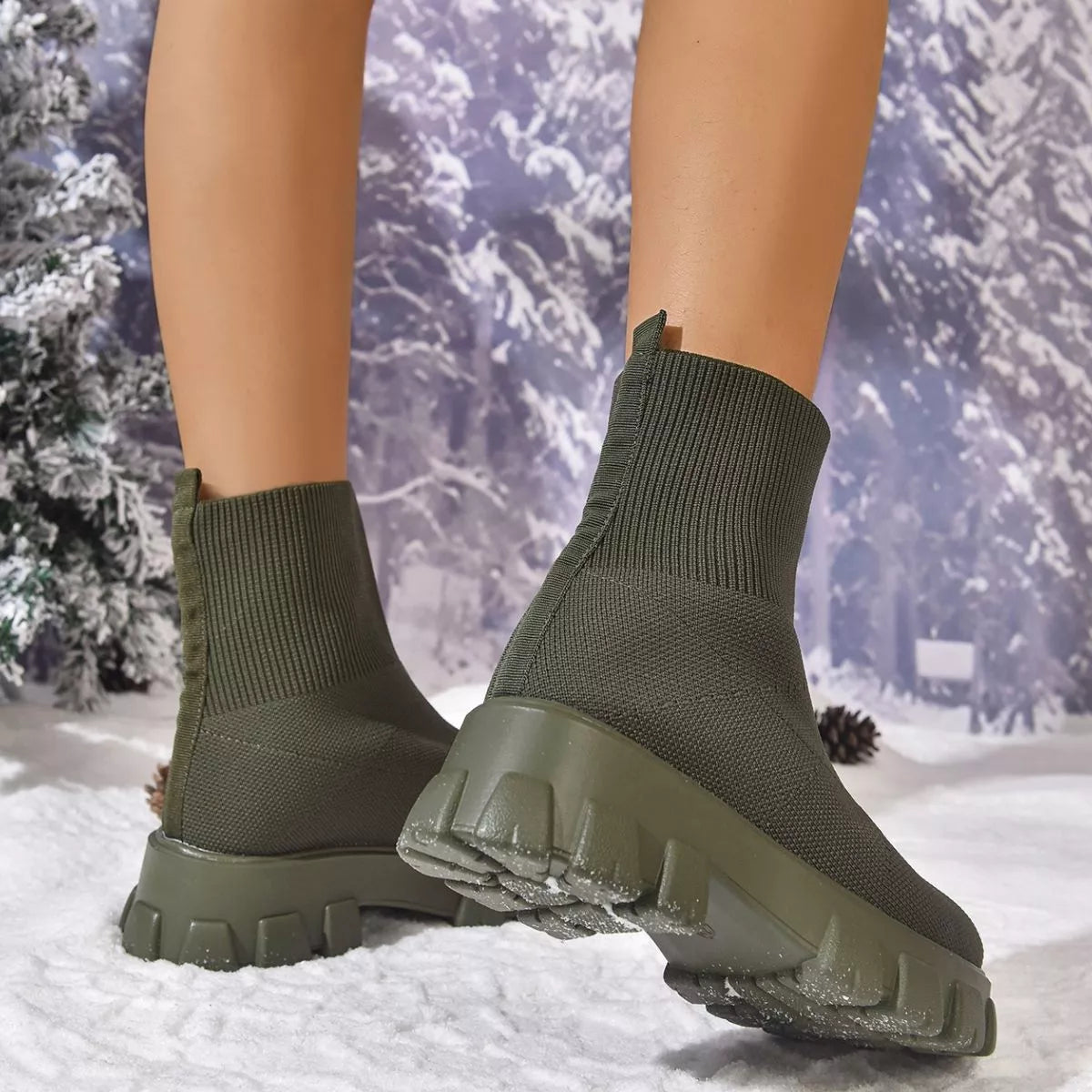 Round Toe Block Heels Boots - Black Forest - View 15