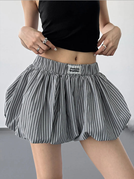 Striped Bubble Hem Casual Shorts - product photo 1