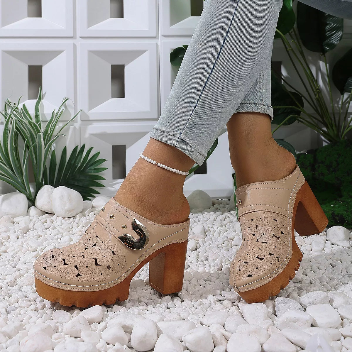Round Toe Block Heels Sandals - Beige - View 11