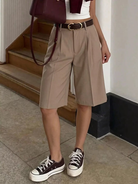 High-Waisted Pleated Detail Shorts - Khaki - View 2