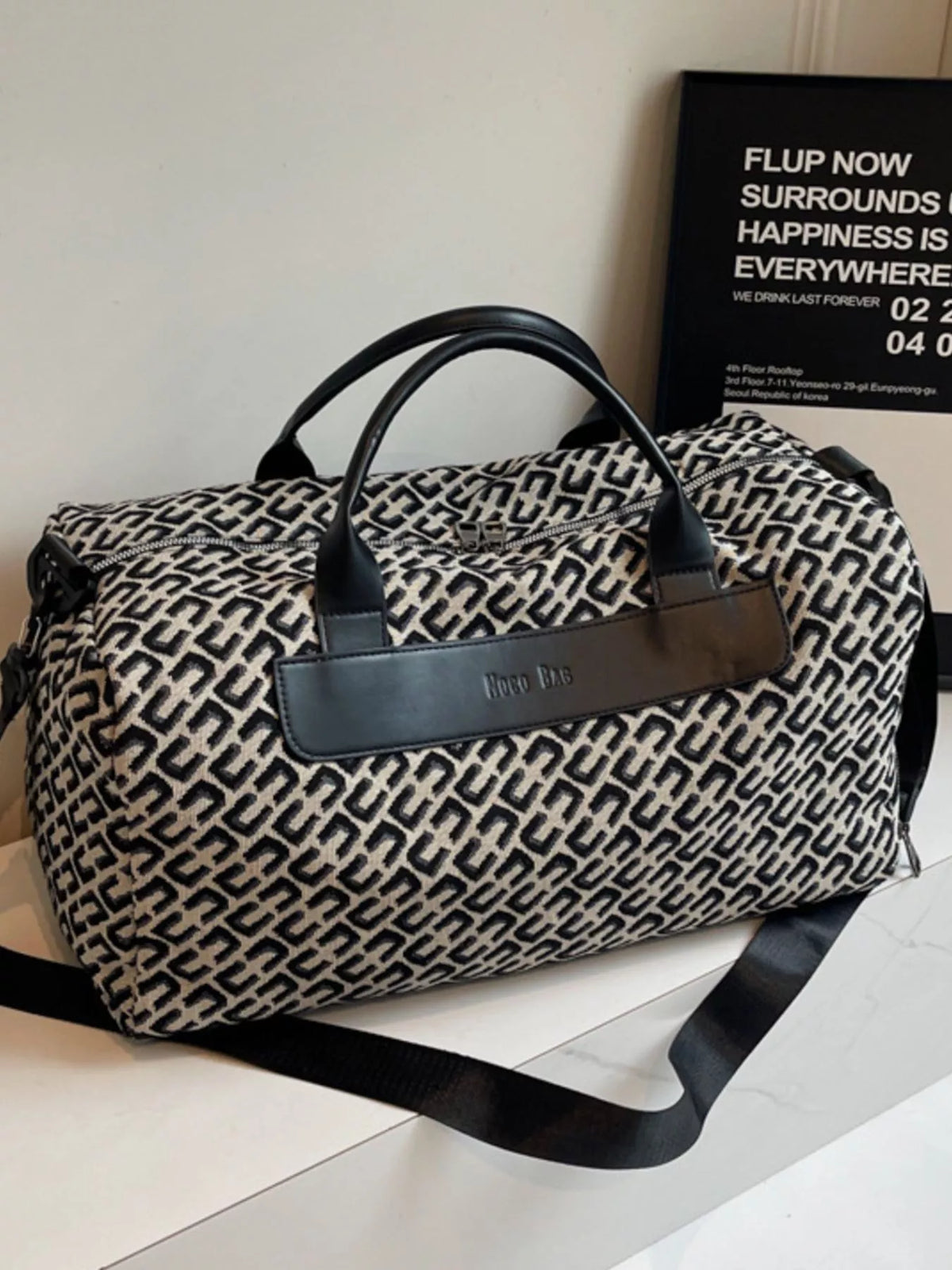 Geometric Pattern Travel Bag - Black - View 4