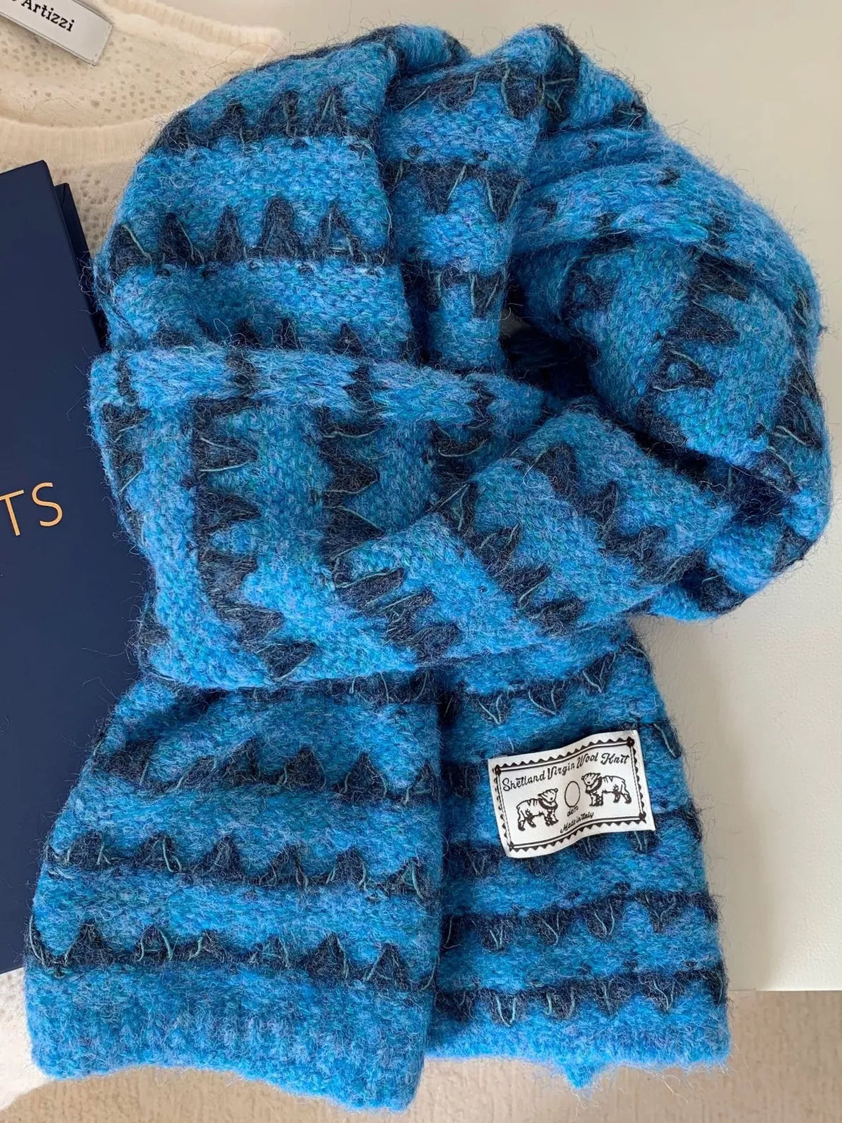 Vintage Knitted Pattern Scarf - Sky Blue - View 4