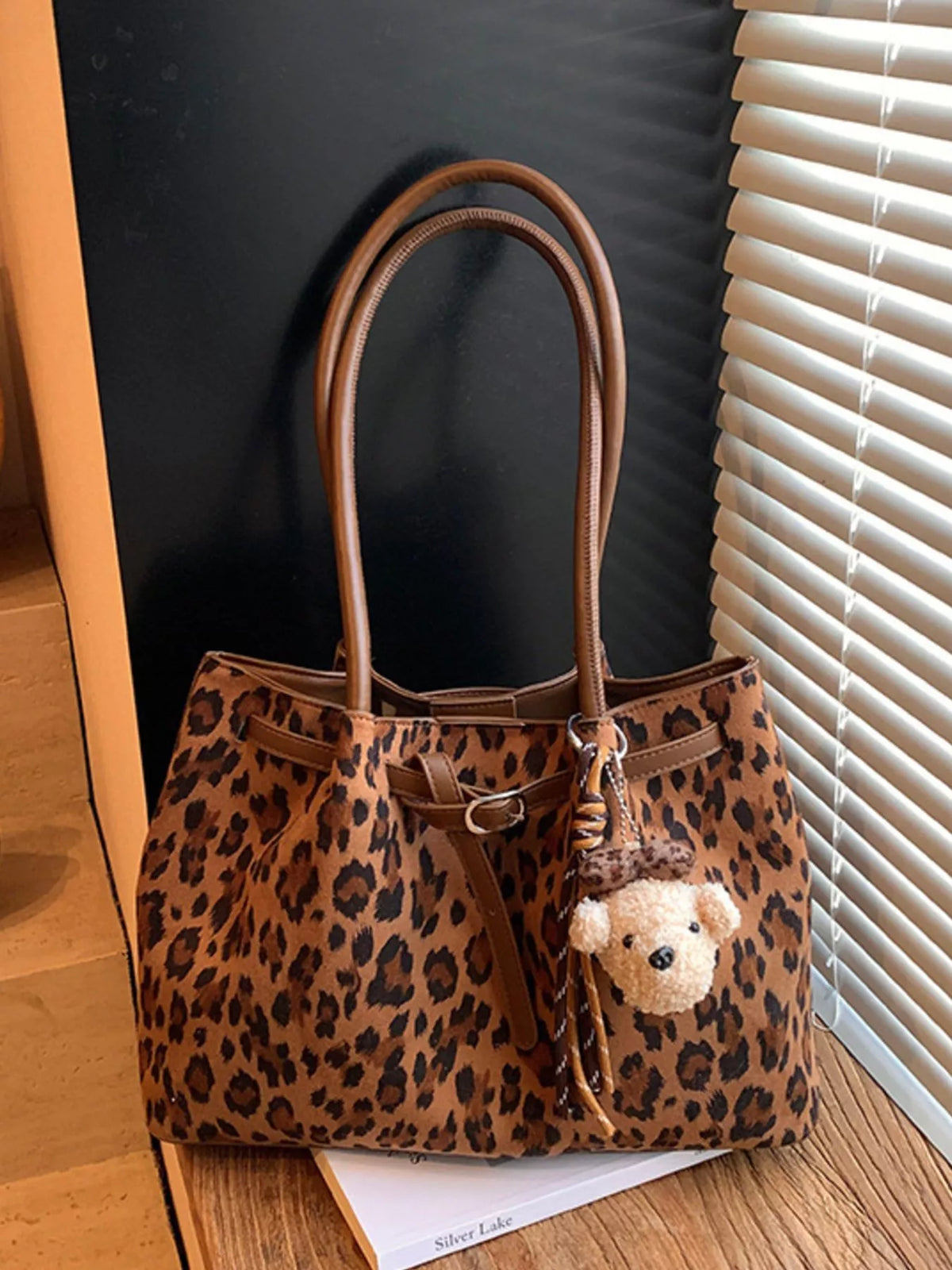 Leopard Print Shoulder Bag - Leopard - View 6