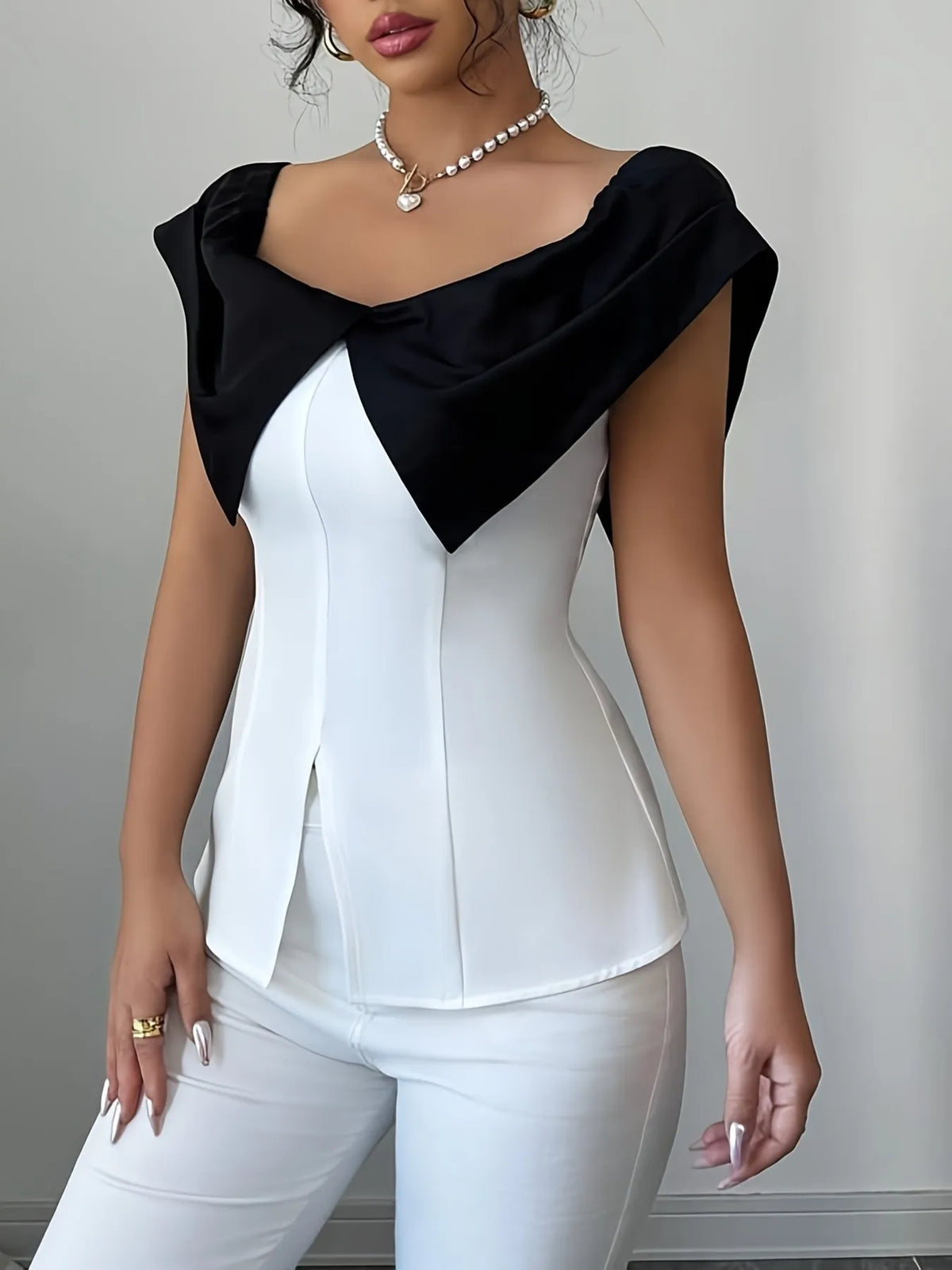 Slit Contrast Cap Sleeve Blouse - White - View 4