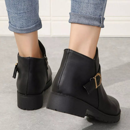 Round Toe Block Heels Boots - Black - View 5