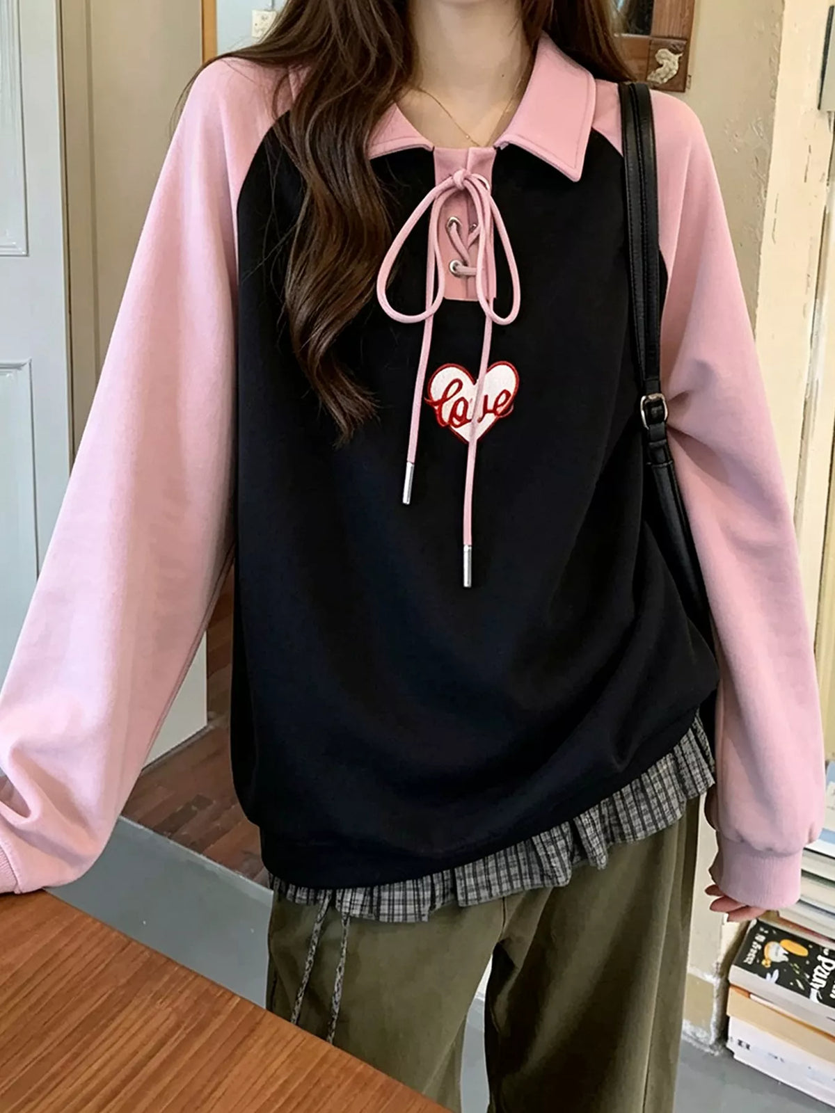 Heart Embroidery Lace-Up Detail Polo Collar Sweatshirt - Black - View 1