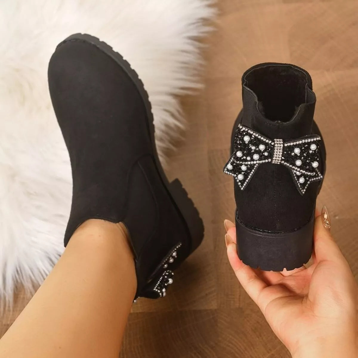 Round Toe Block Heels Boots - Black - View 5