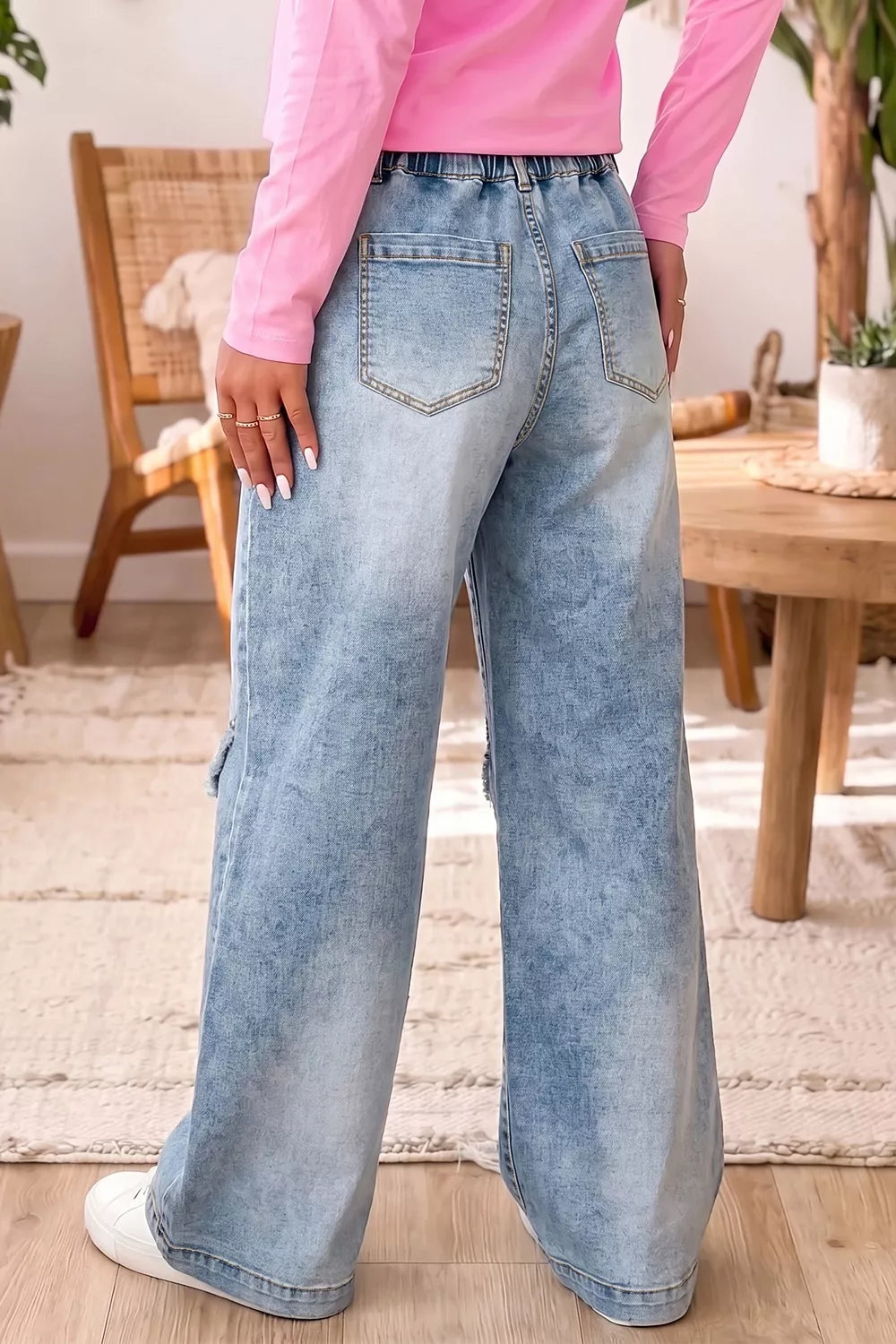 Studded Detail Wide-Leg Jeans - Light Blue - View 2
