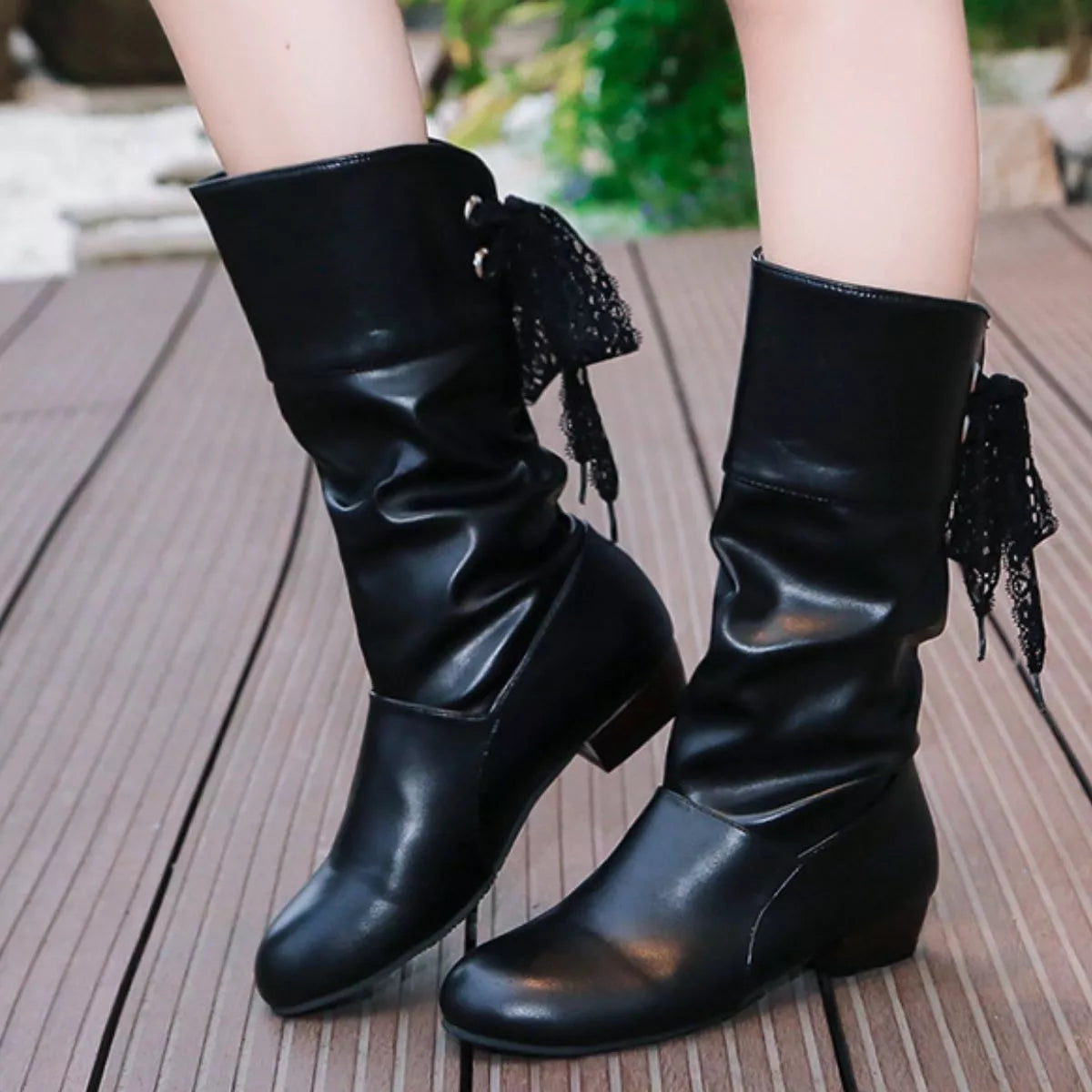 Round Toe Block Heels Boots - Black - View 10