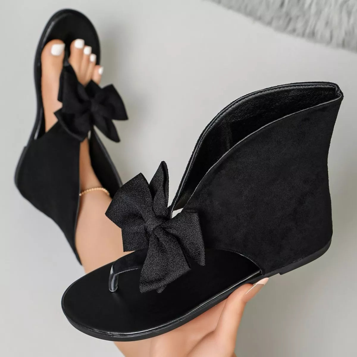Bow Toe Post Flats Sandals - Black - View 2