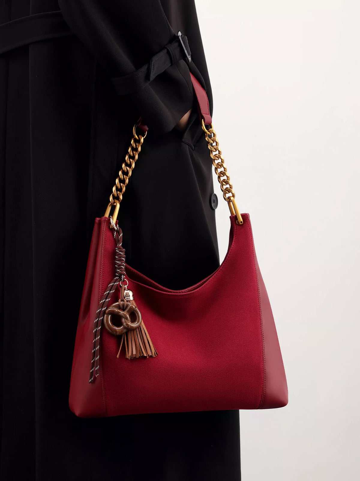 Chain Strap Tassel Charm Shoulder Bag - Wine Red - View 1