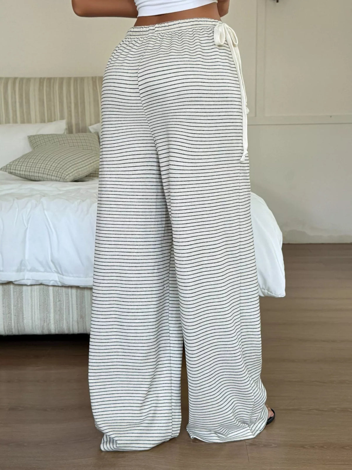 Striped Wide-Leg Pants - Apricot - View 5