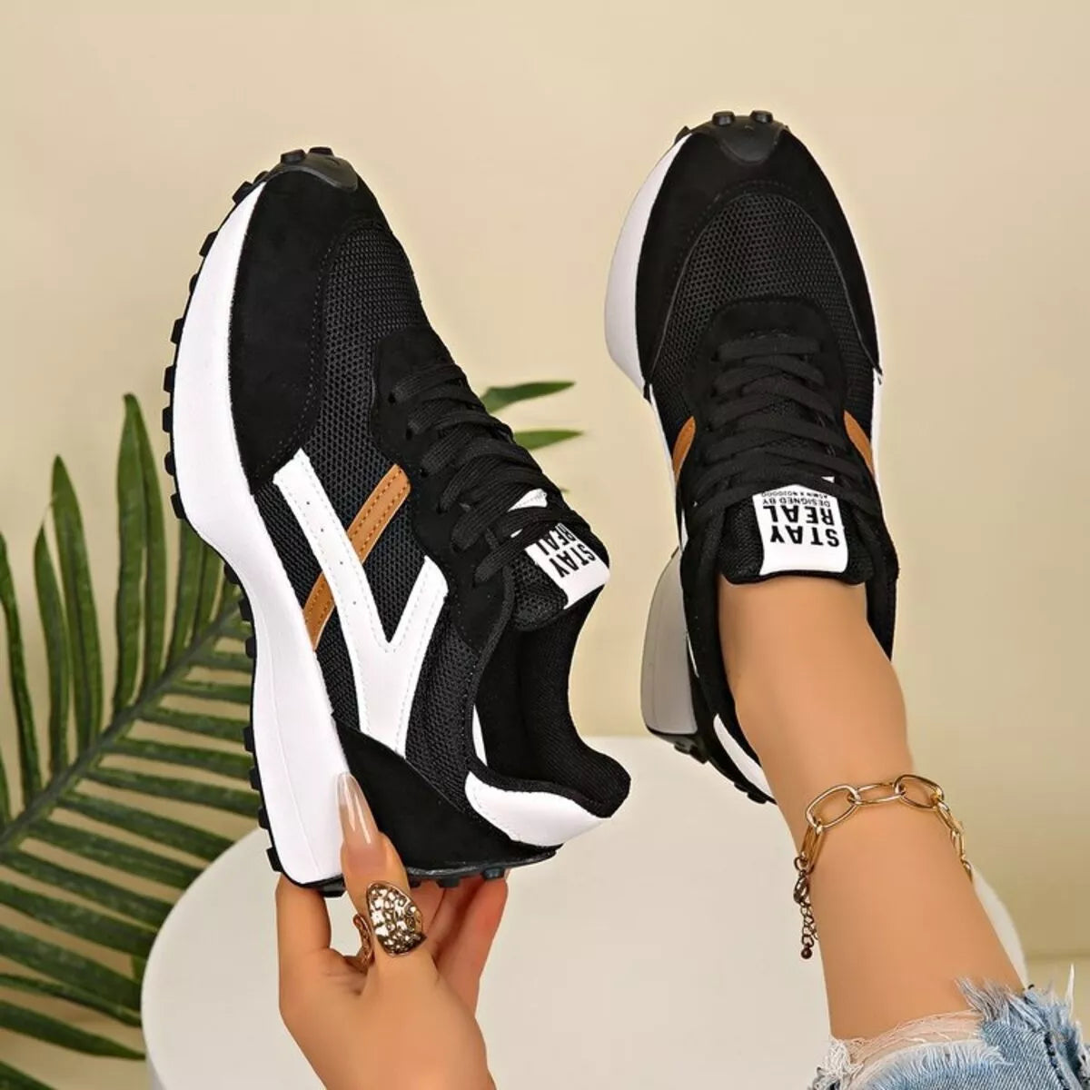Round Toe Lace Up Sneakers - Black-brown - View 7