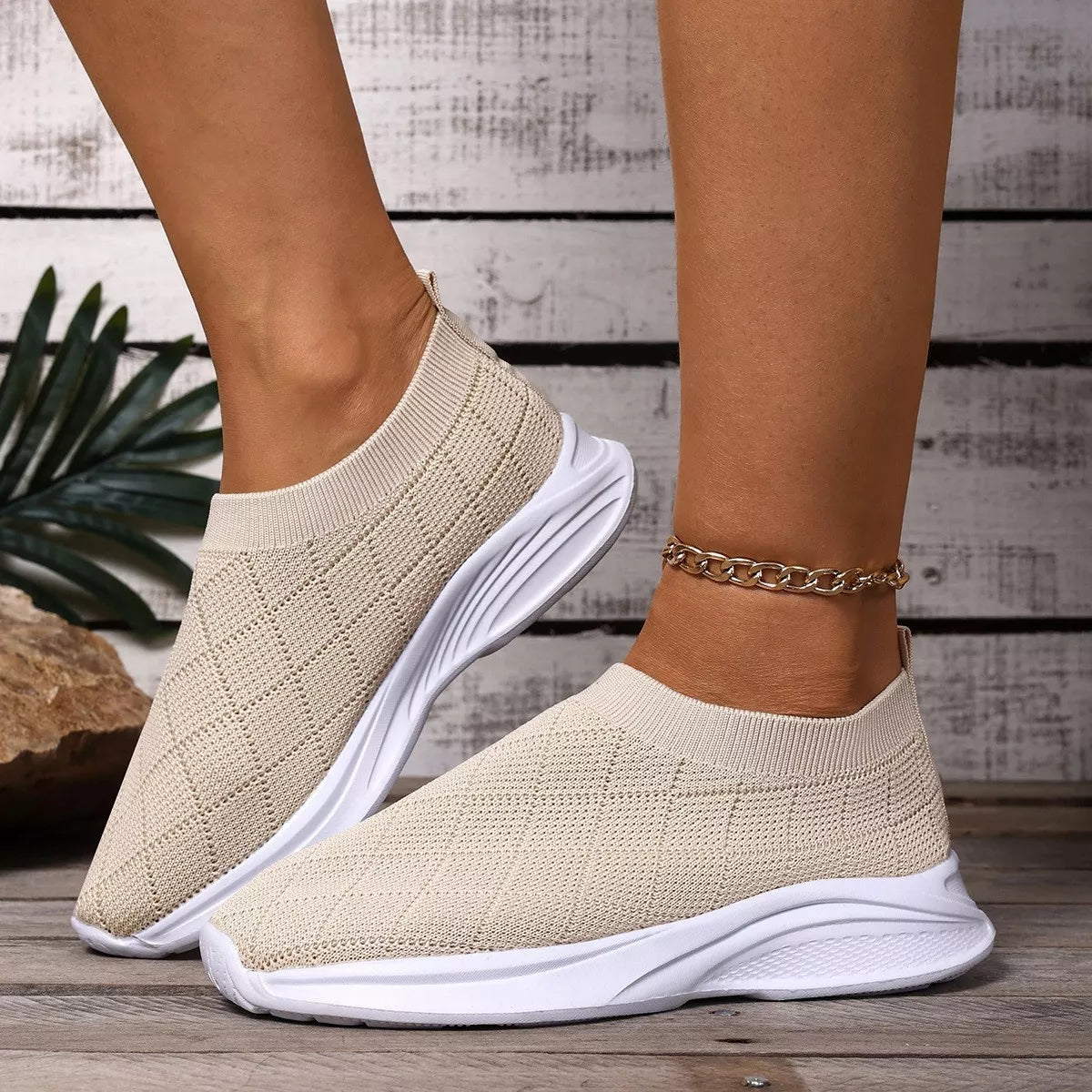 Breathable Mesh Round Toe Shoes - Beige - View 2