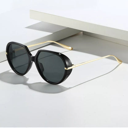 Oversized Tinted Lenses Sunglasses - Black - View 2