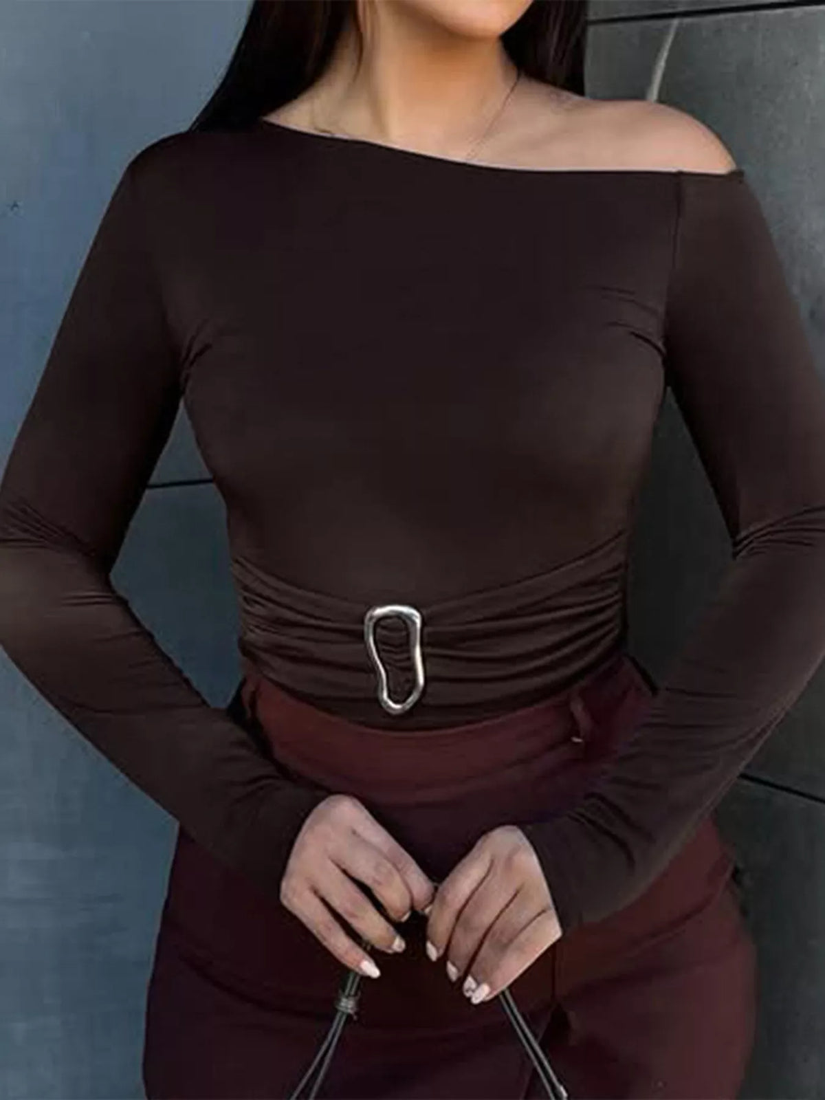 Asymmetrical One-Shoulder Long Sleeve T-Shirt with Metal Buckle Detail - Brown - View 4