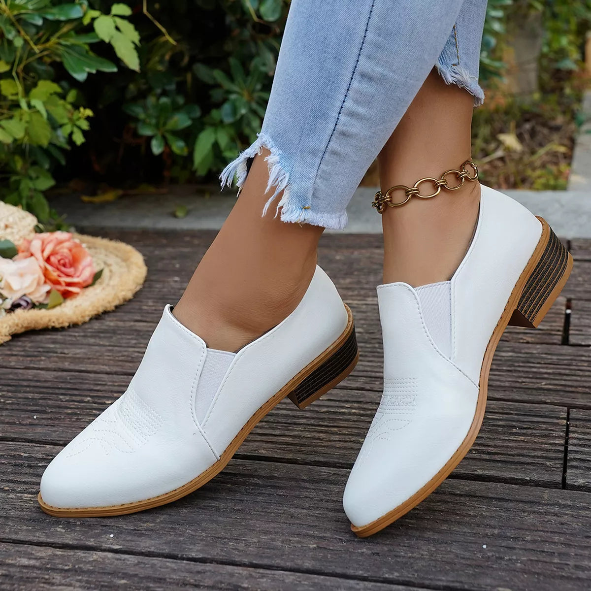 Point Toe Block Heels Loafers - White - View 11