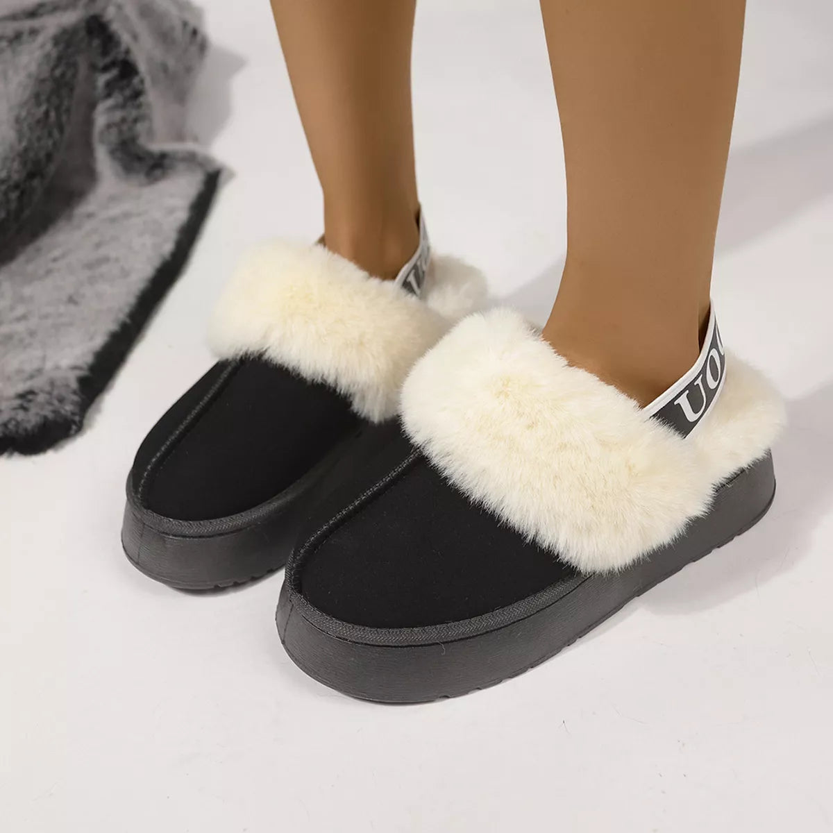 Round Toe Fur Trim Platform Slippers - Black - View 14