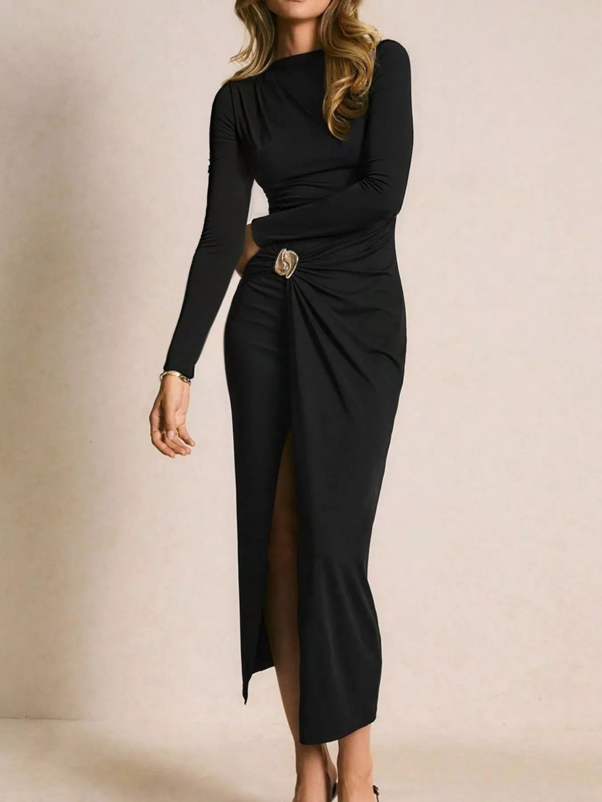 Ruched Slit Long-Sleeve Bodycon Dress - Black - View 3