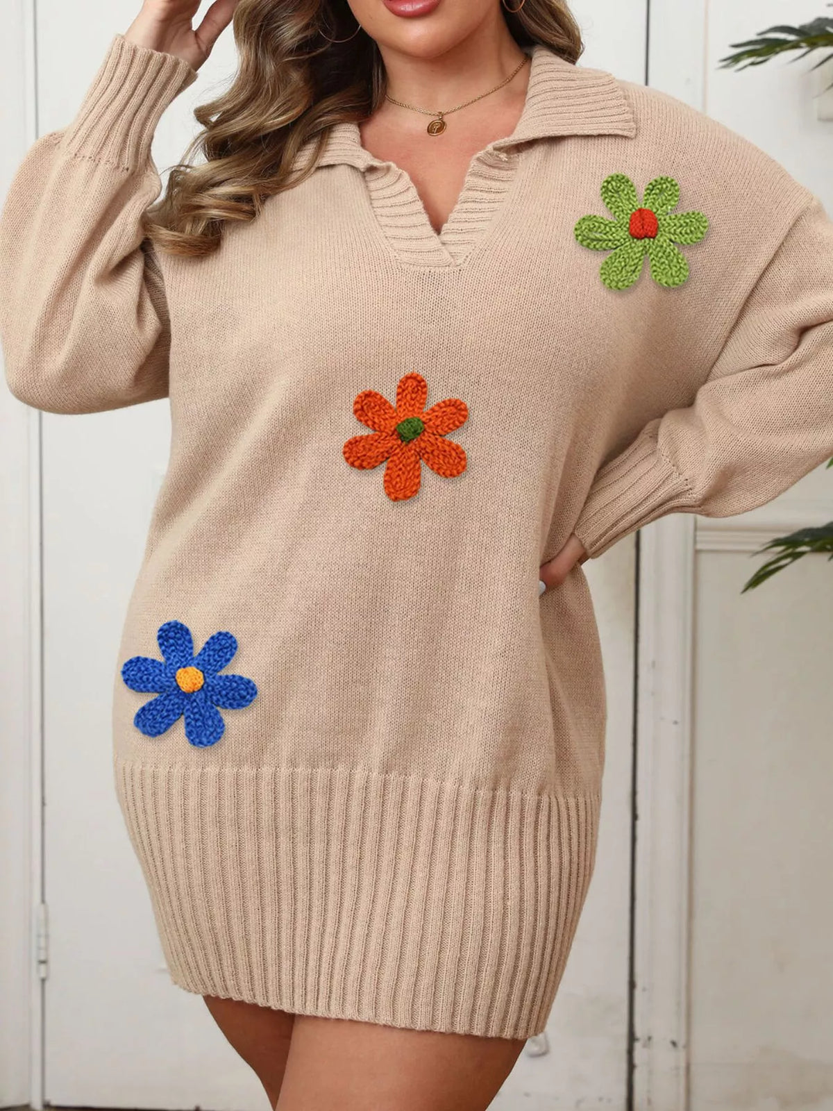 Plus Size Floral Applique Ribbed Hem Sweater Dress - Khaki - View 1