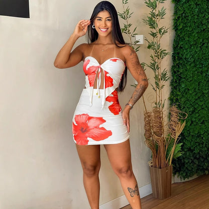 Printed sexy strapless lace up top with pleats hip hugging short skirt set