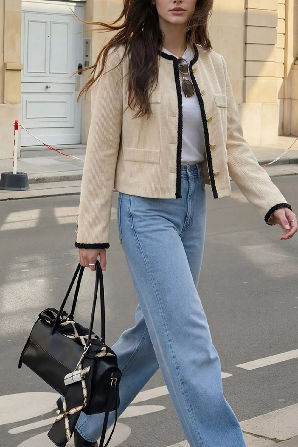 Contrast Trim Cropped Outerwear - Beige - View 6