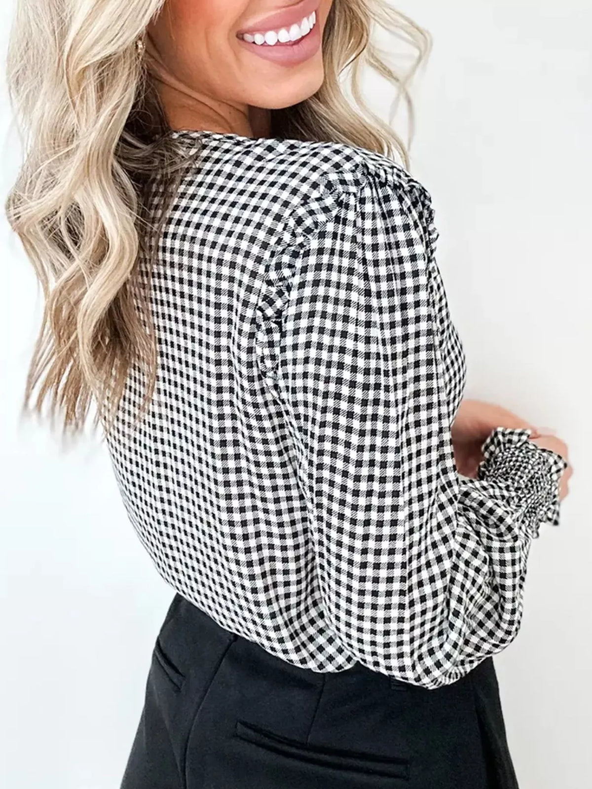 Plaid Shirred Cuff Long Sleeve Round Neck Blouse - Black - View 3